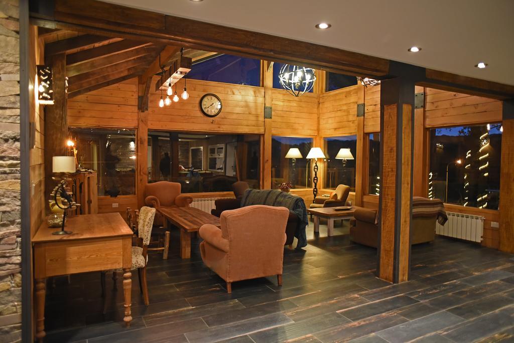 Hosteria Las Cumbres Villa La Angostura Exterior photo